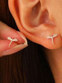 1 par de pendientes tipo mariposa minimalistas, joyas de moda aptas para uso diario, un regalo sorpresa perfecto para la novia o la mejor amiga