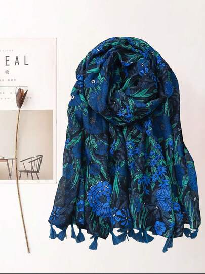 1条优雅女士花叶印花围巾，时尚百搭配饰，适合户外、旅行、购物，四季皆宜搭配连衣裙。