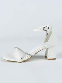 Sandalias de mujer con tira con cristales, punta cuadrada y tacón ancho, estilo elegante para ir al trabajo, de piel blanca brillante para verano, versátil calzado de tacón alto para fiesta y eventos