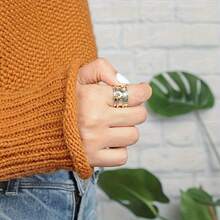 Sunflower And Bee Ring, Spinner Ring, Nature Ring, Meditation Spinning Wide Band, Anxiety Fidget Ring - 彩色 - 查看 7