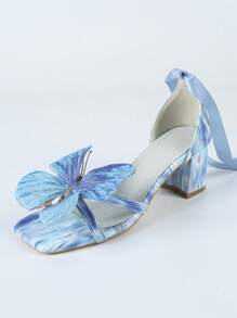 Sandalias de tacón medio con decoración de mariposa de encaje, de estilo elegante y dulce, en color blanco y azul con diseño de patchwork, apropiadas para primavera y verano, para uso diario y eventos