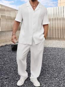 Conjunto de camisa de manga corta de un solo pecho y pantalones de unicolor para hombre de talla grande