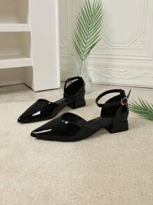 Chaussures à talons hauts à bout pointu avec sangle arrière, couleur unie. Talons élégants et confortables pour les occasions formelles et les fêtes