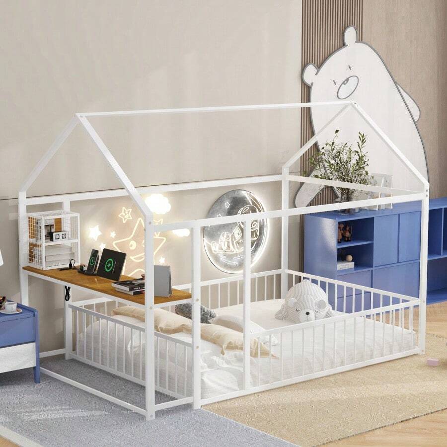 Cama de metal de tamaño completo con estructura de casa, con escritorio, estantes, tomas de corriente y puertos USB, color blanco-493 - Multicolor - Ver 1
