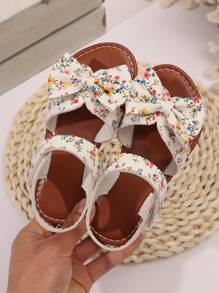 1 Pair Toddler/Little Girl Solid Color PU Dot Strap Round Toe Flat Sandals, Lightweight & Fashionable Roman Style Casual/Holiday Wear Shoes, Suitable For 3-12 Years Old, Spring/Summer