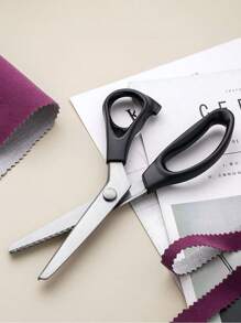 2pcs Set: Sewing Scissors, Serrated Scissors, Suitable For Handicrafts, Tailoring, Paper Cutting, School, Home, Fabric Edging, Leather, Decoration (1 Pair Of Scissors + 1 Soft Ruler)