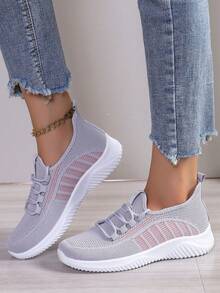 女士舒适户外运动休闲鞋软底防滑老年鞋轻便旅游鞋中老年保健步行鞋