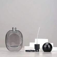 1pc Customizable 1.01 Oz Clear Glass Spray Bottle With Black Cap, Portable Refillable Cosmetic Sprayer Bottle, Perfect For Customizing Your Perfume And Other Liquid Containers - 30ml - View 4