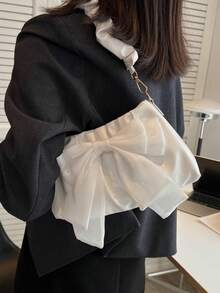 SHEIN MOD 时尚褶皱新月形手提包，饰有围巾、蝴蝶结、金属链带，适合休闲肩背或斜挎 - 米色 - 查看 11