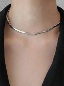 1pc Simple And Versatile Luxury Feel Gold Snake Bone Necklace, Flat Shiny Snake Chain Collar Necklace, Unisex Gift For Women Everyday Casual Wear