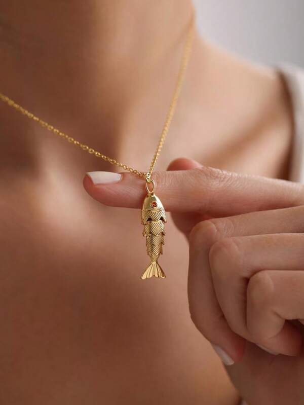 1pc Fashionable 3D Dynamic Fish Pendant Necklace, Oceanic Couples Gifts, Suitable For Daily Wear For Women