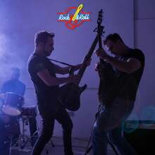 FOMZZE Neon-Licht Gitarren-förmige LED Wanddekoration, USB betriebene Lampe für Musikveranstaltungen, Bar, Heimdekoration - Blau und Gelb Neon-Licht, Musik-Themen Dekoration | Rock Muster | Dekorative LED-Beleuchtung, Gitarren Dekoration