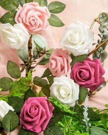 25Pcs Artificial Roses Flowers Fake Roses With Stems Real Touch Foam Flowers For DIY Wedding Bouquet Baby Shower Centerpiece Floral Arrangement Party Home Decor(Dark Red) - 奶油 - 查看 6