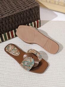 New Cross-Border Sandals Women 2025 Popular Low Heel Slip-On Sandals Versatile Beach Shoes Casual Open Toe Flat Slippers Size 41-44