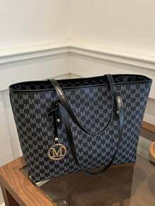 New Fashion Women's Large Capacity Full Body Print Design Letter Pattern Decoration Design Double Handle Tote Bag Suitable For Work And Commuting,School Bag,Large Capacity,Portable,Classic Casual,Business Casual,For Teen Girls Women College Students,White-Collar Workers,Perfect For Work,Back To School,Middle School,High School,College,Vacation, Fashionable Tote Bag With Zipper