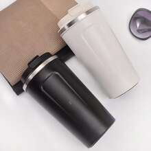 1 Stück 500ML/16,8oz Isolierter Kaffeebecher, Edelstahl Becher mit hohem ästhetischem Wert, tragbar für Bürogebrauch für Männer & Frauen, hält Getränke heiß/kalt