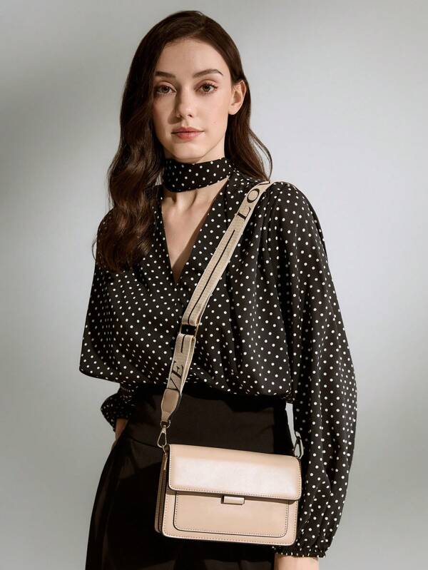 Fashionable Simple Flip Bag Wide Strap Crossbody Bag (Random Side Metal Buckle)