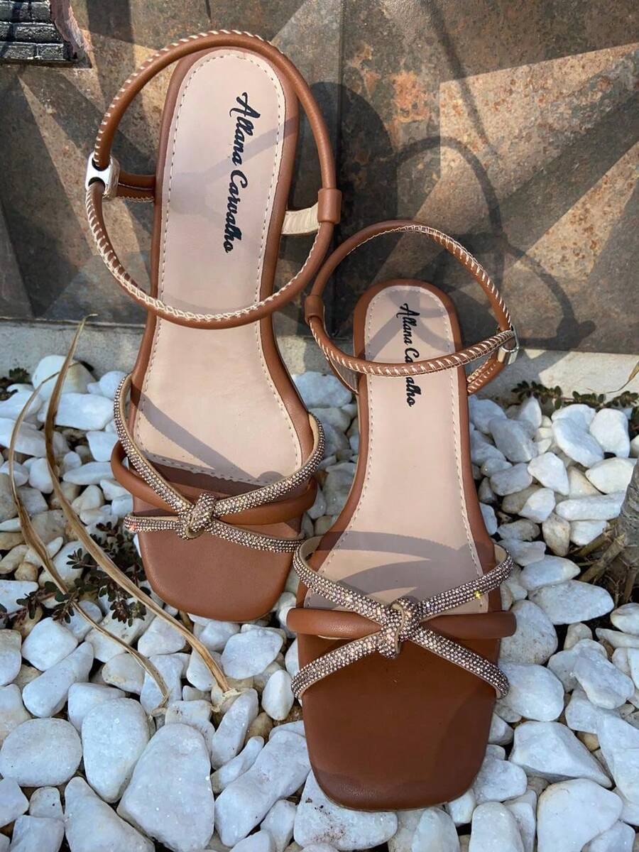 WOMEN'S BLOCK HEEL WITH GLITTER DETAIL ON THE FRONT, SUPER LIGHT AND SOFT - Rust Brown - View 1