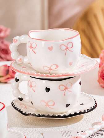 1/2 件蝴蝶结陶瓷杯，全新创意釉下彩绘设计，高品质可爱彩色女士杯子，适合咖啡、早餐、居家和办公室使用，情侣杯套装带碟子，适合返校