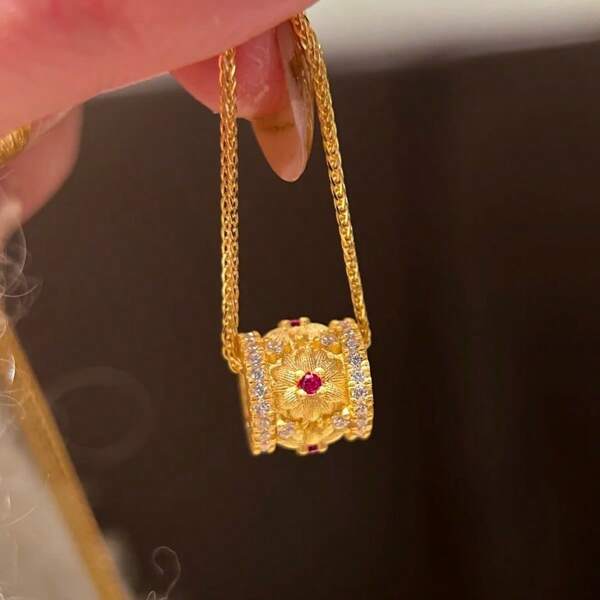 18K Gold Plated Luxury Vintage Sunflower Design Pendant Necklace For Women, Palace Style Jewelry
