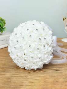 1PC Wedding Bridal Bouquet White Flower Bouquet Lace Ribbon Rhinestone Elegant Bouquet PE Foam Hand Bouquet Flower Simulation White Rose Bouquet Bridal Bouquet Flower Wedding Photography Props Wedding Supplies Wedding Banquet Flower Bouquet Valentine's Day Accessories