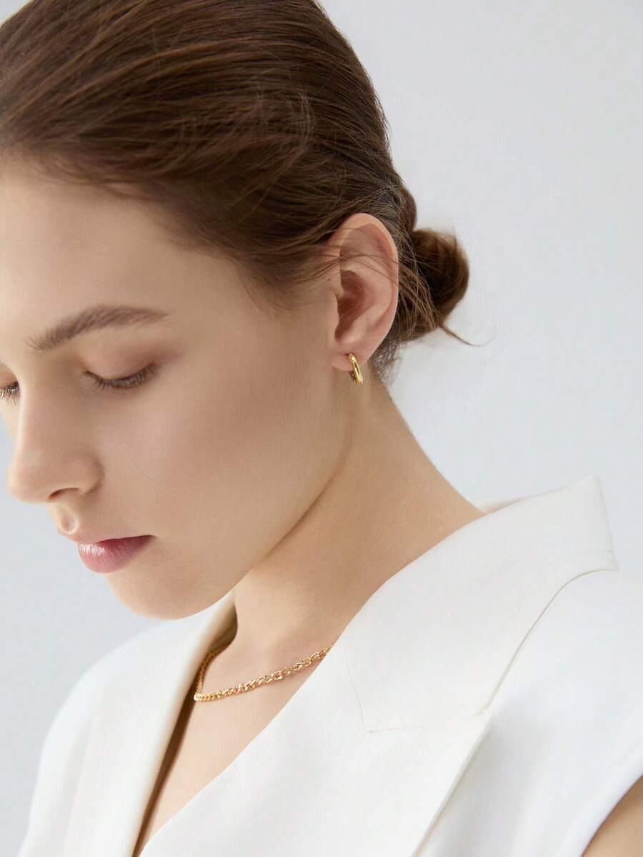 1pair European & American Fashion Personalized Simple Small Twill Texture Metallic Hoop Earrings With Two Tones Winter Gifts - Multicolor - View 1