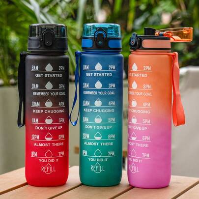 1pc Approx. 1000ml/32oz Spray Gradient Drinking Cup, Outdoor Cycling Plastic Water Bottle, Fragile Lid, With Lid And Strap For Convenient Carrying, Marked Scale On Cup Body, Suitable For Outdoor Cycling, Picnic, Camping, Fitness, Office And More