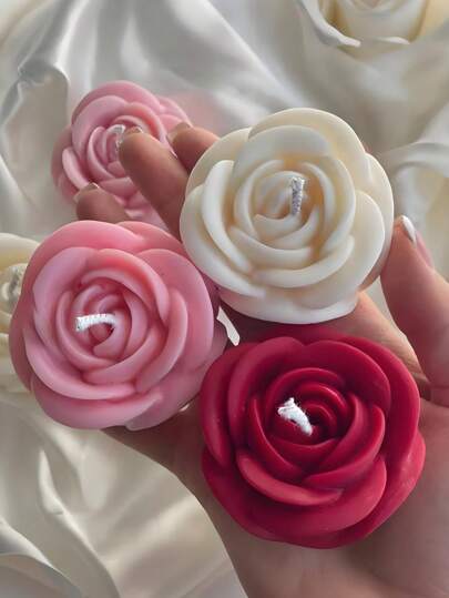 1 pezzo Candela profumata a rosa 3D (deodorante per l'aria), adatto per decorazione camera da letto, soggiorno, matrimonio, primavera, festa della mamma, regalo per il ritorno a scuola (con texture realistica dei petali, cera naturale senza fumo, migliora l'ambiente domestico e fotografico, scelta regalo creativa)