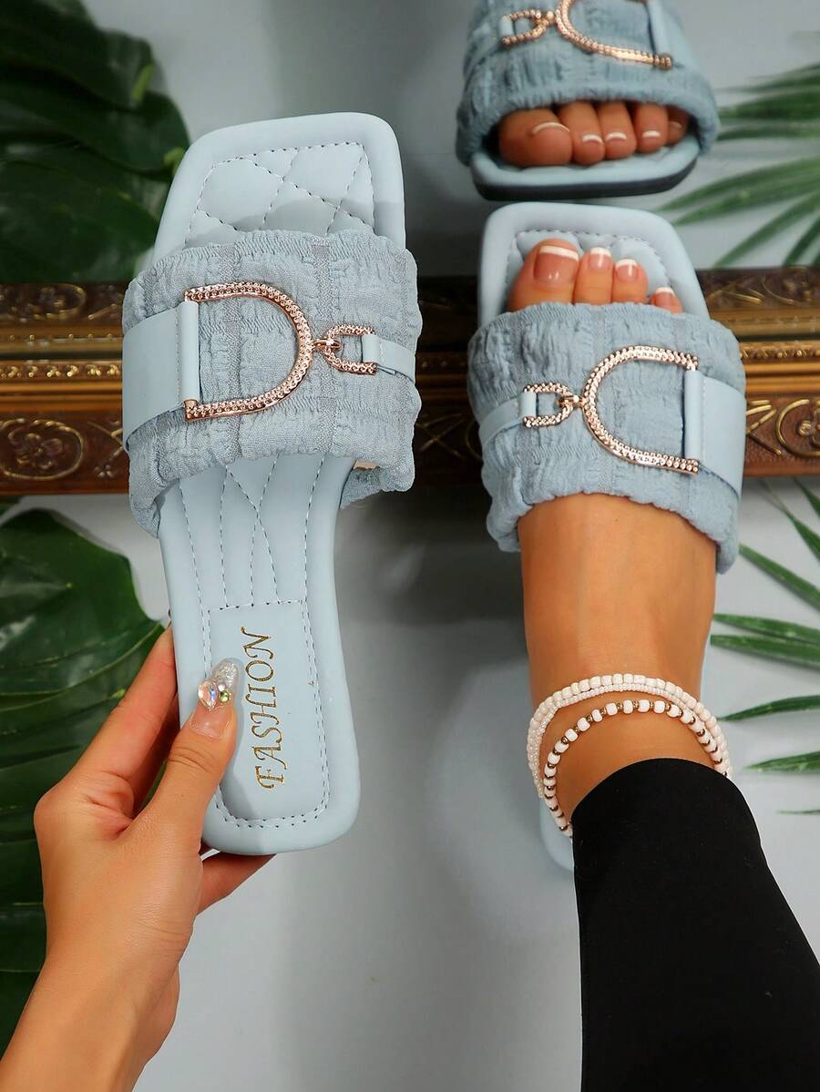 Fashionable Women's Flat Sandals With Metal Decor, Comfortable Black Open Toe Slip-On Sandals, Anti-Slip Casual Wear With Dresses