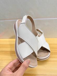 Women's Sandals & Slippers, New Summer Casual Flat Comfortable Beach Shoes, Fashionable Vacation Style Slip-On, Daily Wear, Simple, Preppy, Classic Design, Spring/Summer