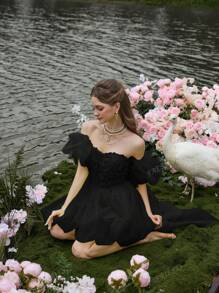 Faeriesty Elegant Stylish Bubble Sleeve Graduation Dress With Large Back Bowknot & Floral Applique | Luxury Party Dress For Weddings, Birthday Outfits, And Red Carpet Events, Prom Dress