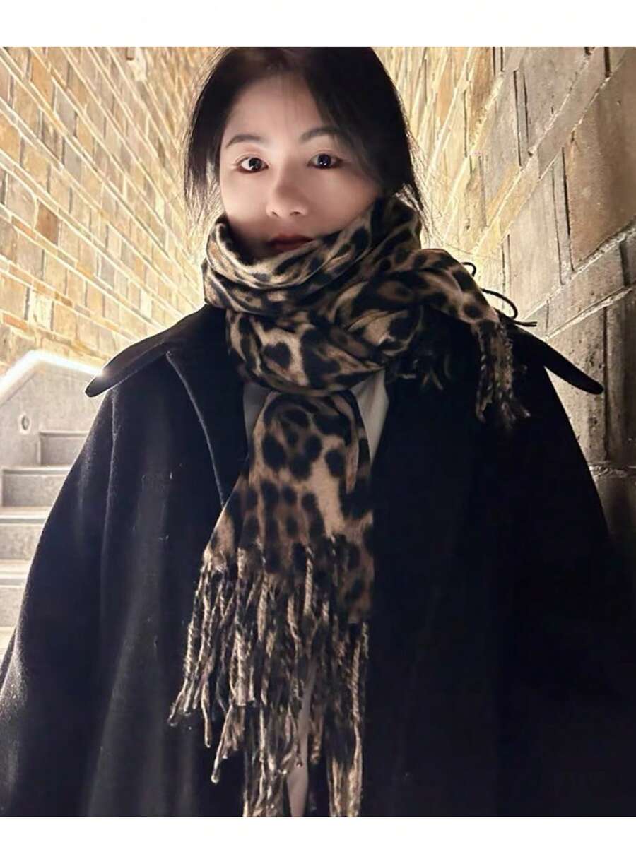 Leopard Print Women's Scarf With Fringe, 250g Thick Warm Scarf Gift - 米色 - 查看 1