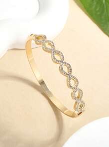 Personalized Fashionable Twister Shape Bangle Jewelry Girls Bracelet With Happy Design And Simplicity Gift For Party Friend Gift