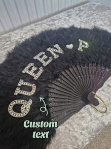 1 Stück personalisierter Perlen & Text Gothic Schwarz Feder Braut Handventilator, geeignet für den täglichen Gebrauch, Geburtstagsgeschenk, langanhaltend, farbig, süß, niedlich, witzig, Kawaii, Y2K, stilvoll, unisex, lässig, individuell, personalisiert, einzigartig, maßgeschneidert, ideales Geschenk für ihn, ideales Geschenk für sie, sie, Freund, Freundin, Familie, Freunde