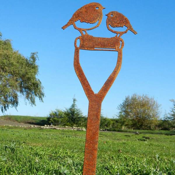 1 Stück rostiges Metallgartendeko mit Vogeldesign, Gartendekoration, Hofdekor, Gartengeschenk, verwittertes Metall, Rasen, natürliche Rostoptik