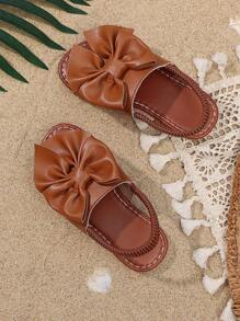 1 Pair Brown Toddler Girls' Flat Sandals, Solid Color PU, Bow Decor Elastic Backstrap, Open Toe, Roman Style Casual Beach Sandals Suitable For 3-15 Years Old Girls, Summer New Arrival