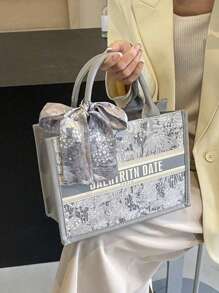 1pc Fashionable Women Handbag, Large Capacity, Square Style, Lightweight, Elegant Scarf Decor, Scratch & Abrasion Resistant Material, Suitable For Shopping, Dating, Gatherings, Commuting, Letter Pattern, Graceful Minimalist Casual Grey & Pink Ladies Tote Bag (11in*7.9in*3.9in)