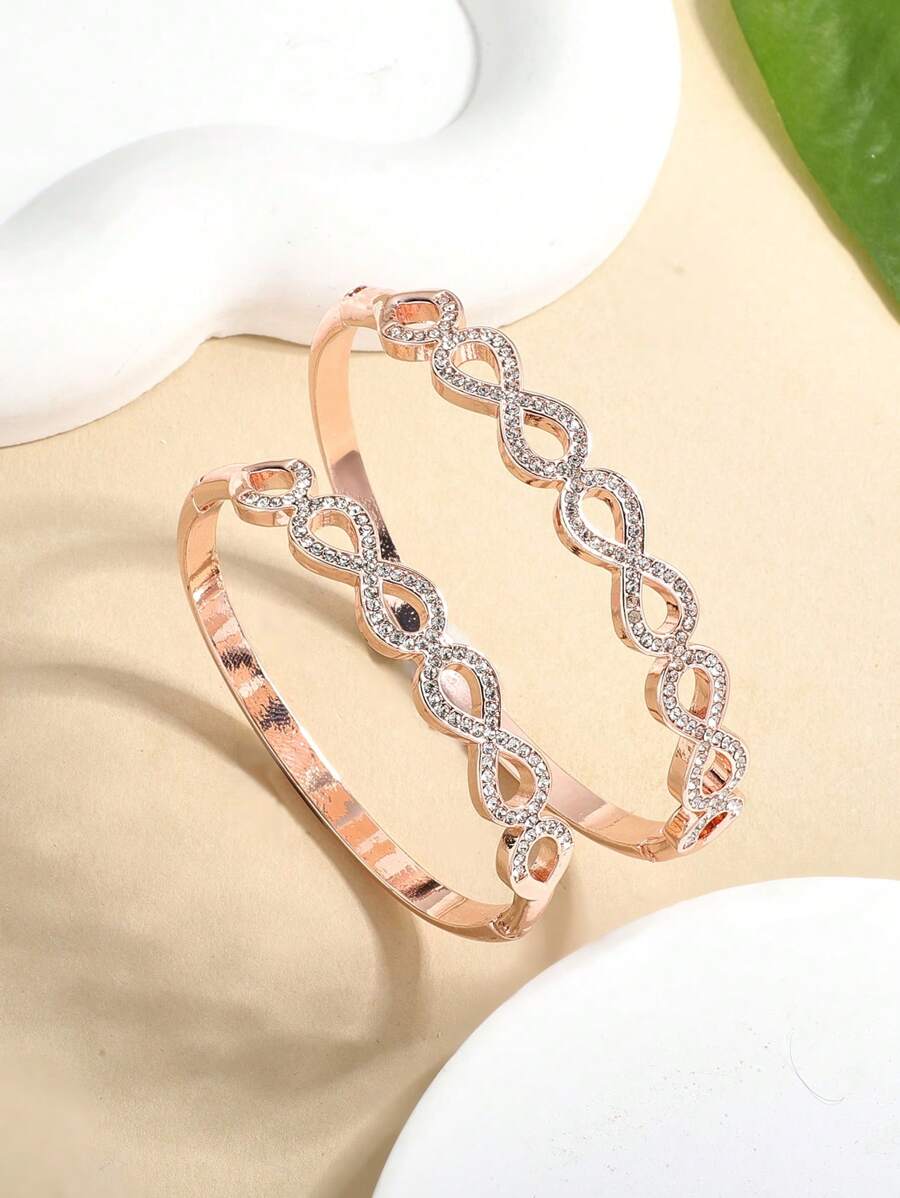 Personalized Fashionable Twister Shape Bangle Jewelry Girls Bracelet With Happy Design And Simplicity Gift For Party Friend Gift