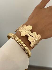2pcs Set Women Elegant Daily & Vacation Style Golden Metal Five Petal Flower & Striped Bangles, Suitable For Girls Daily, Vacation, Date, Holiday Gifts, Fashion Jewelry