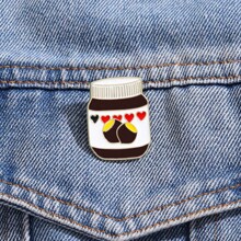 Broche émail Amoureux du chocolat, nouveaux ornements de mode décoratifs, badges de revers, sac, bijoux, cadeaux, style 2025