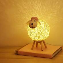 1 peça de luz noturna de cordeiro, alimentada por USB, adequada para decoração de escritório e casa, decoração de escritório, design otimista, decoração de ovelha