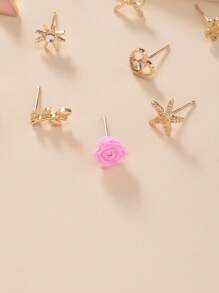 30 Pairs/Set Assorted Metal Faux Pearl Stud Earrings, Cute Minimalist Fashion Designs Including Heart, Rhinestone, Star, Square, Bow, Strawberry, Coconut Tree, Snowflake, Versatile For Daily Wear, Holiday Gift For Women