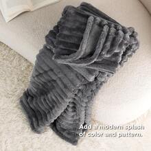 White Throw Blanket For Couch - GentleSoft Cozy Soft Blankets For Women, Cute Small Fleece Throws For Girls, Birthday Gifts For Women Mom, Fathers Day Decor Gifts, , 50x60 Inches - 灰色 - 查看 4