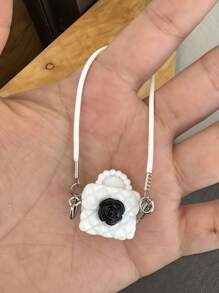 1pc First And Second Generation Pendant Dolls, Elegant And Fashionable Small Sachet Accessories, Mini Model Simulation Camellia Creative Fashion Luxury Bag Keychain Pendant Bag Hanging Accessories, Fashionable Holiday Gifts