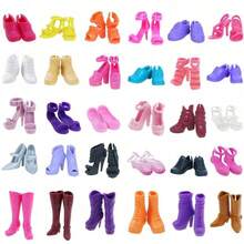 32 件 Dolly 连衣裙及配饰（10 件时尚随机连衣裙 + 10 双随机鞋子 + 6 条项链 + 6 个皇冠）11 英寸 Dolly 儿童节日礼物、家居装饰 - 彩色 - 查看 6