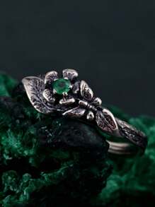 Vintage Green Zirconia Butterfly Ring | Elegant Luxury Purple Design, Delicate & Versatile Women Daily Accessory