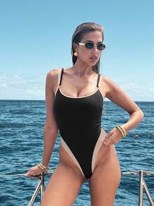 Damen Schwarz und Apricot Farbblock Badeanzug mit hoher Taille. Mit U-Ausschnitt und zarter farblich abgestimmter Verzierung, minimalistisch und stilvoll. - Schwarz - Übersicht 2