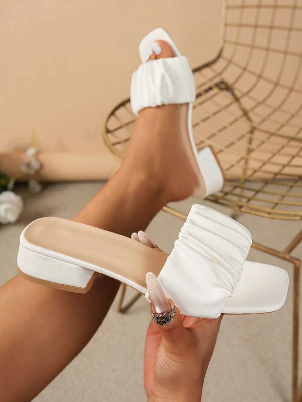 Wide Fit 2025 Summer Women's White Chic Pleated Strap Elegant French Square Toe Plus Size Slip-On Comfortable Low Heel Sandals, Versatile Simple Design Thick Heel Casual Slippers, Mother's Day Gift, Music Festival, Indoor Home Wear