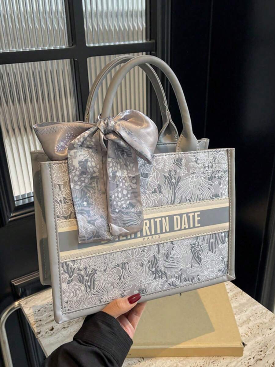 1pc Fashionable Women Handbag, Large Capacity, Square Style, Lightweight, Elegant Scarf Decor, Scratch & Abrasion Resistant Material, Suitable For Shopping, Dating, Gatherings, Commuting, Letter Pattern, Graceful Minimalist Casual Grey & Pink Ladies Tote Bag (11in*7.9in*3.9in)