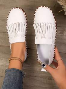 New Spring Tassel Slip-On Casual Shoes For Women, Student Flat White Sneakers, Versatile & Comfortable Platform Shoes
